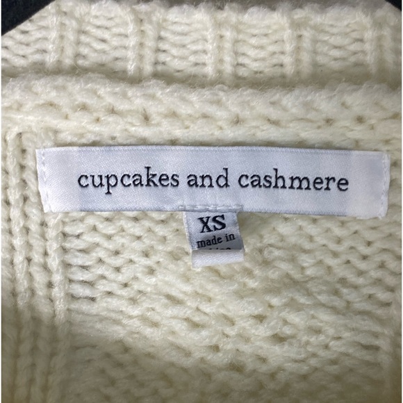 Cupcakes & Cashmere Solstice Sweater, Birch White, FRINGE Size XS - Picture 7 of 8